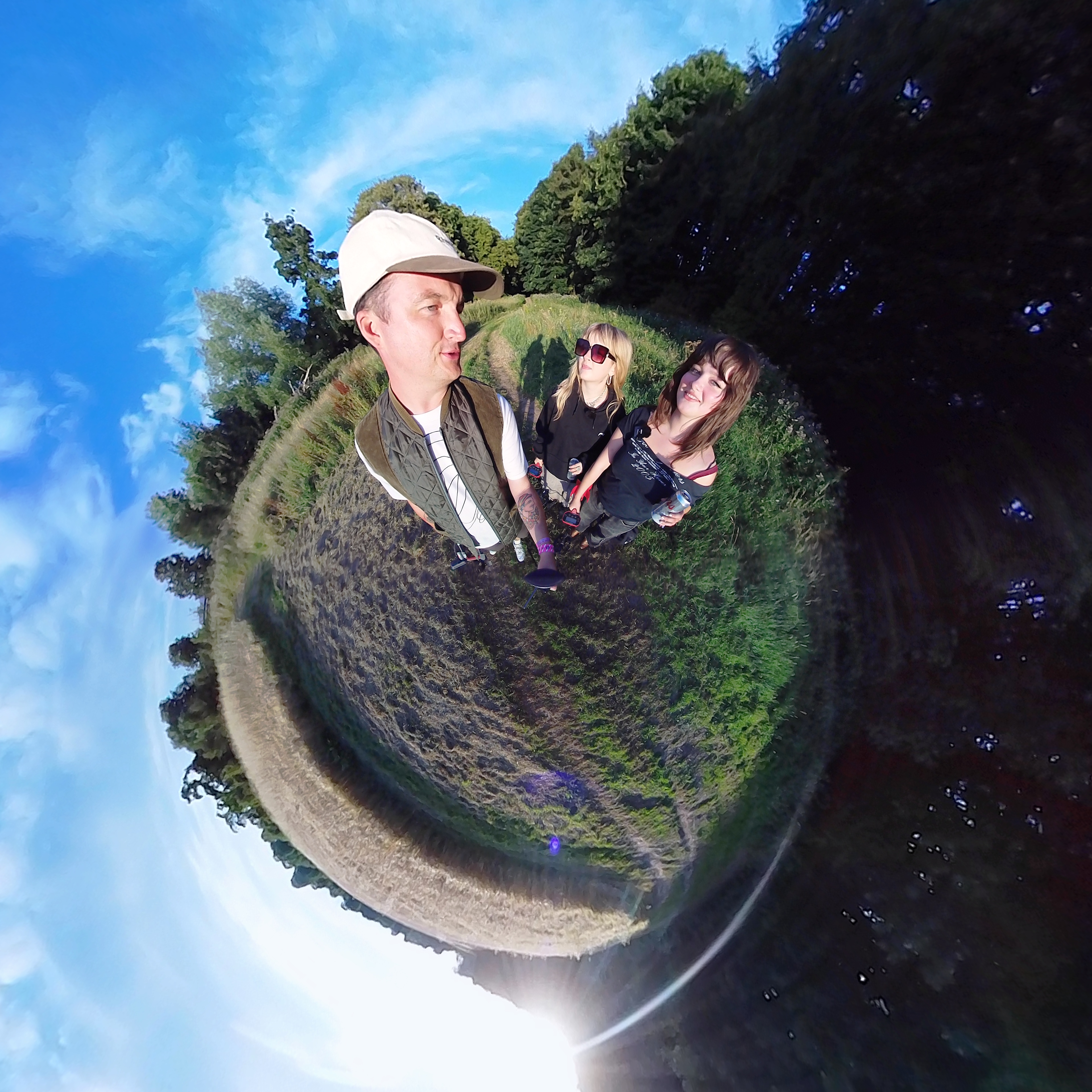 Clio & Emmie-Mae (Man/Woman/Chainsaw) at Deer Shed Festival episode artwork