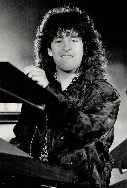 Sam Reid, Glass Tiger