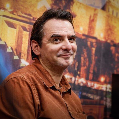 Több apasági per indult a világhírű magyar művész ellen, az anyja szülőtartást követelt