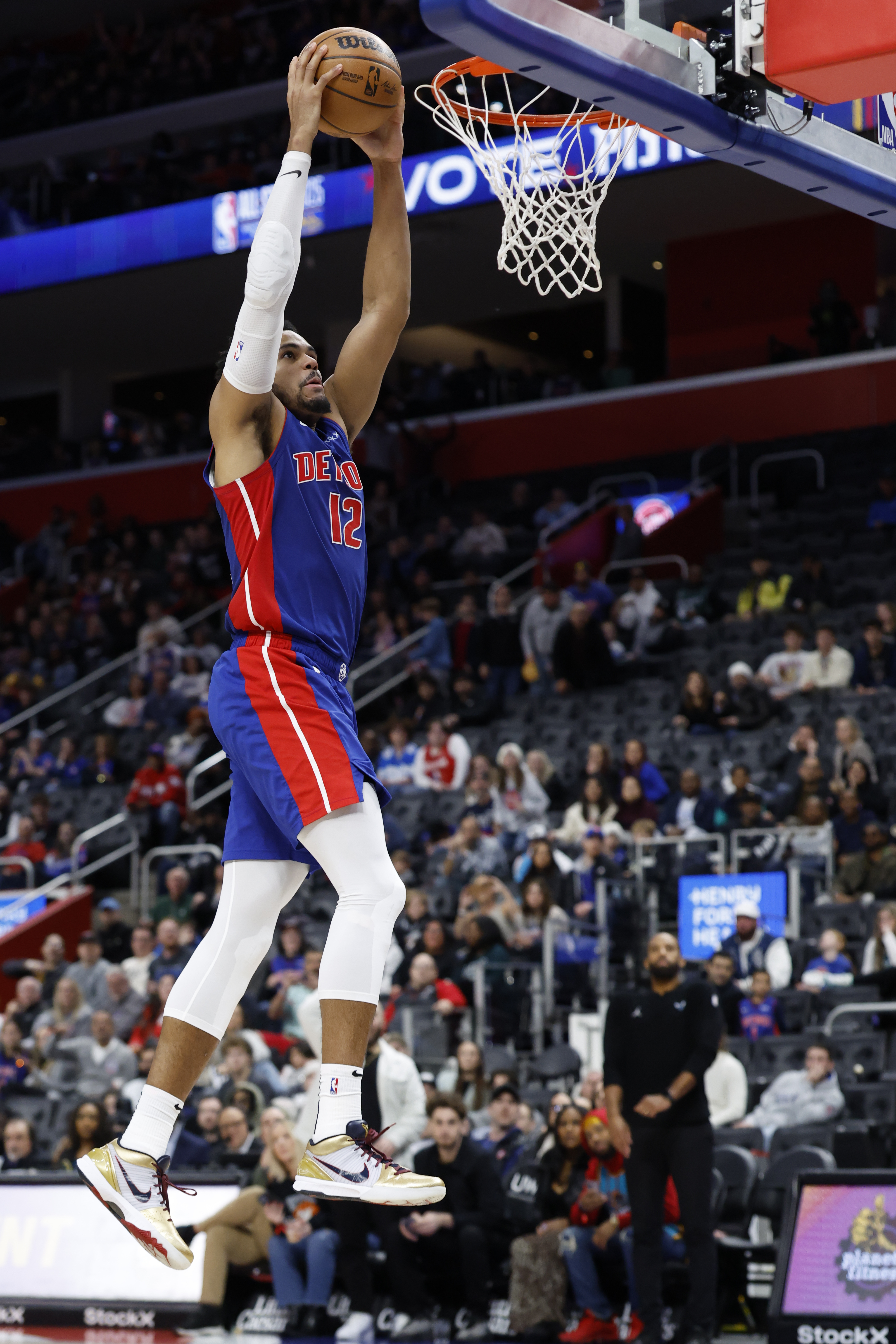 Pistons defeat shorthanded Hornets team episode artwork