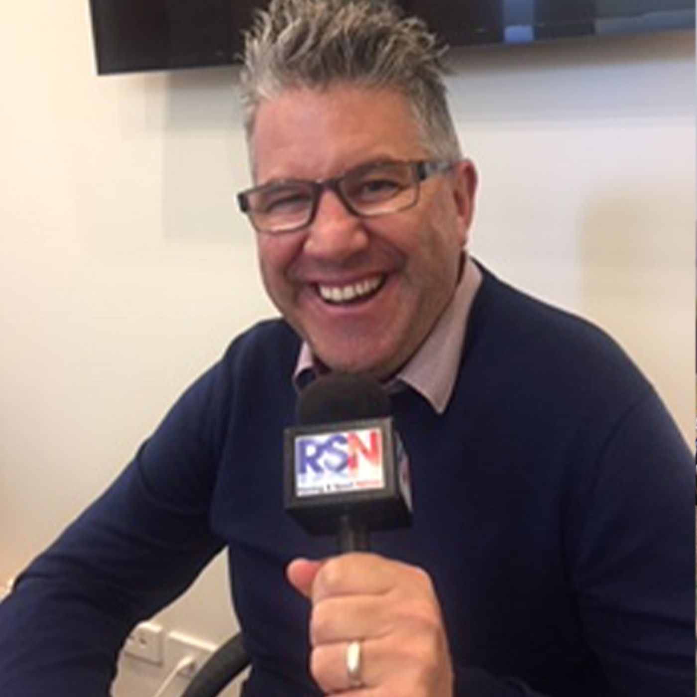 Warrnambool Racing Club's CEO Tom O'Connor chats to Andrew Kuuse re latest on The 'Bool May Carnival episode artwork