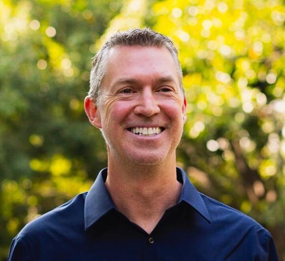 21: Sean Tierney on Nomadic Travel and Leading Extraordinary Lives episode artwork