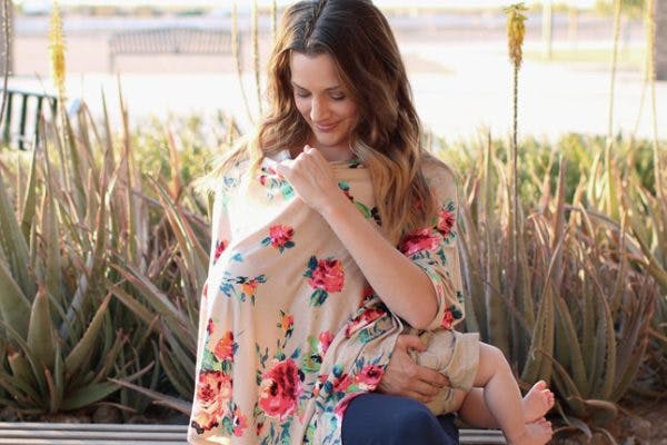 Should I Wear a Breastfeeding Cover?