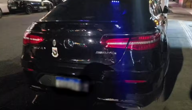 Médico preso em SP diz que usou giroflex no carro porque 'estava atrasado' episode artwork