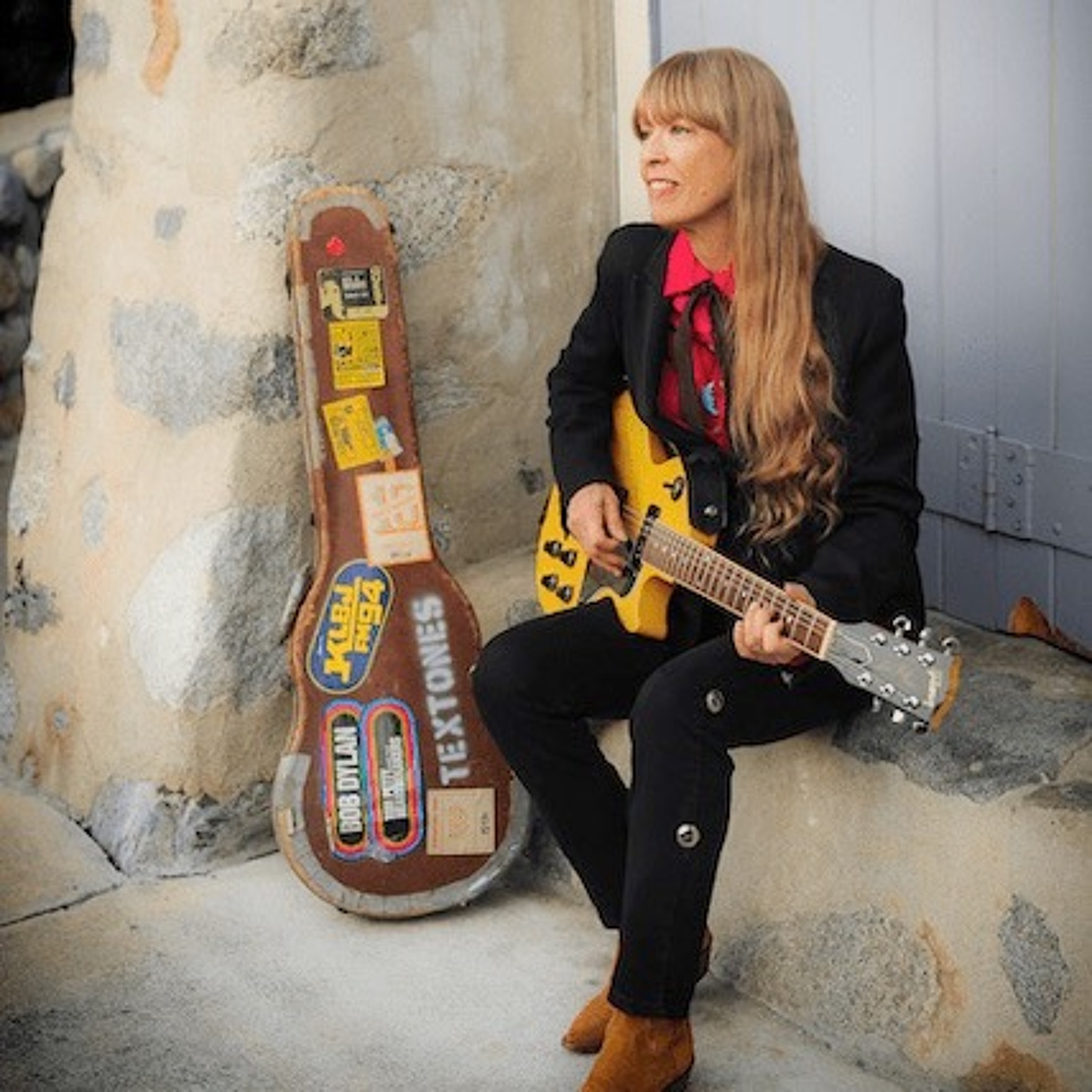 The Arwen Lewis Show