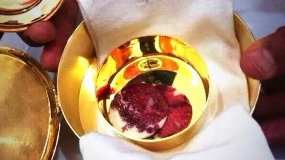 La ciencia y las hostias sangrantes