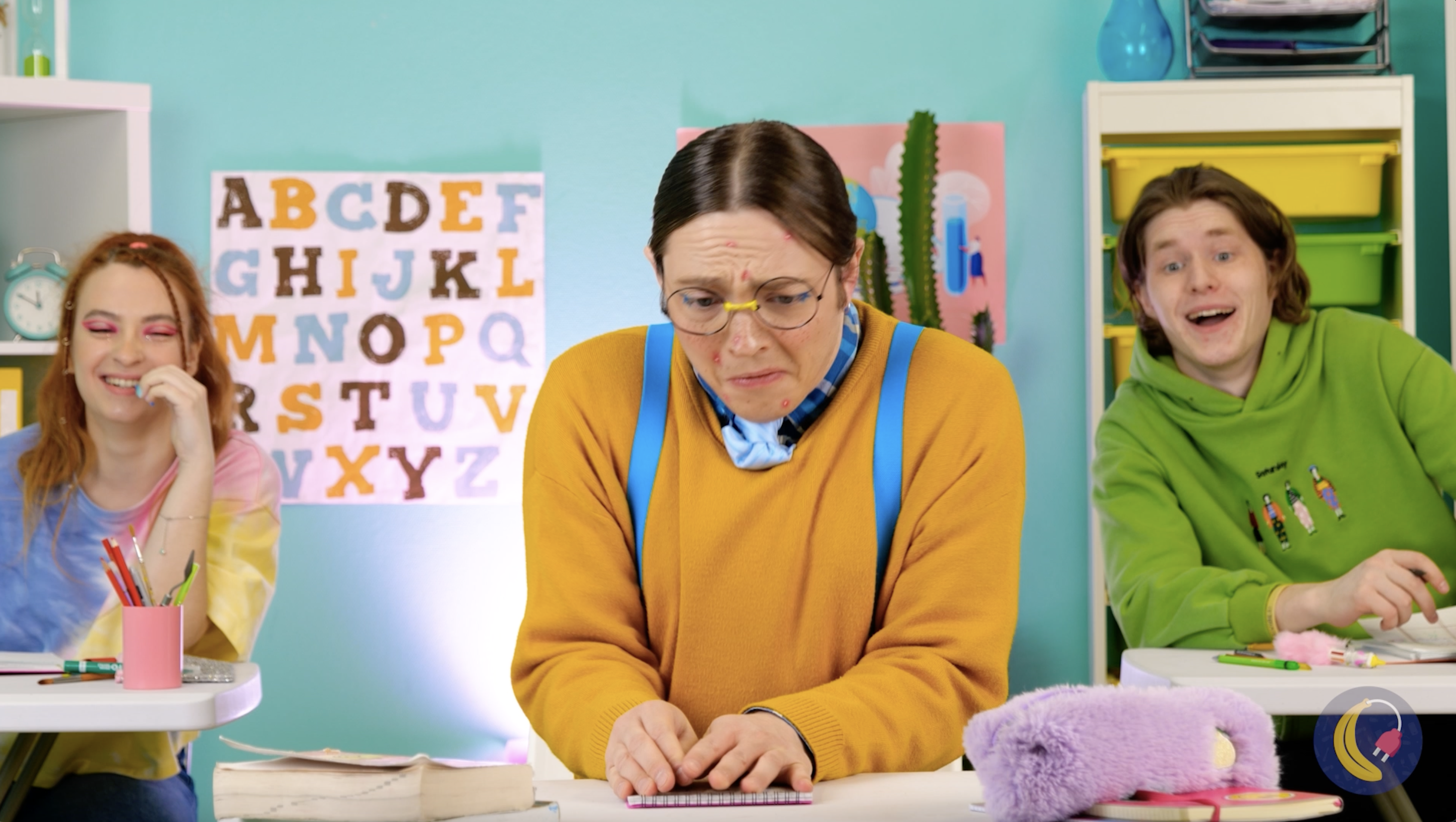 How To Survive the First Day of School! *Easy Cool School Hacks and Gadgets* episode artwork