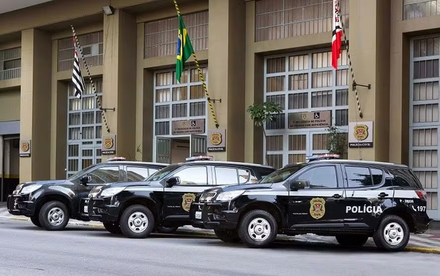 Nove pessoas são presas em operação que investiga corrupção na Polícia Civil de SP episode artwork