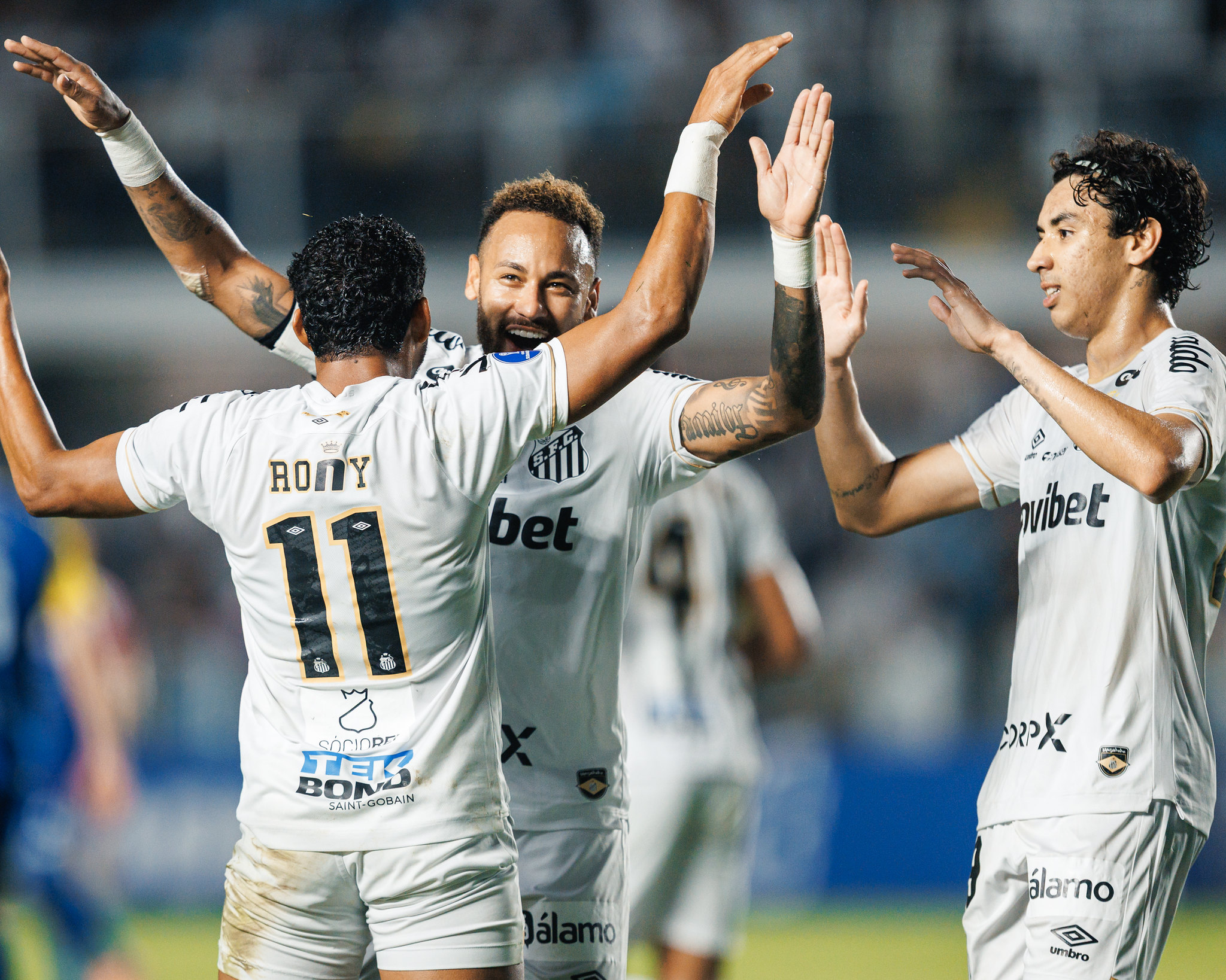 Santos toma susto, mas vence a UCV e avança na Sul-Americana episode artwork
