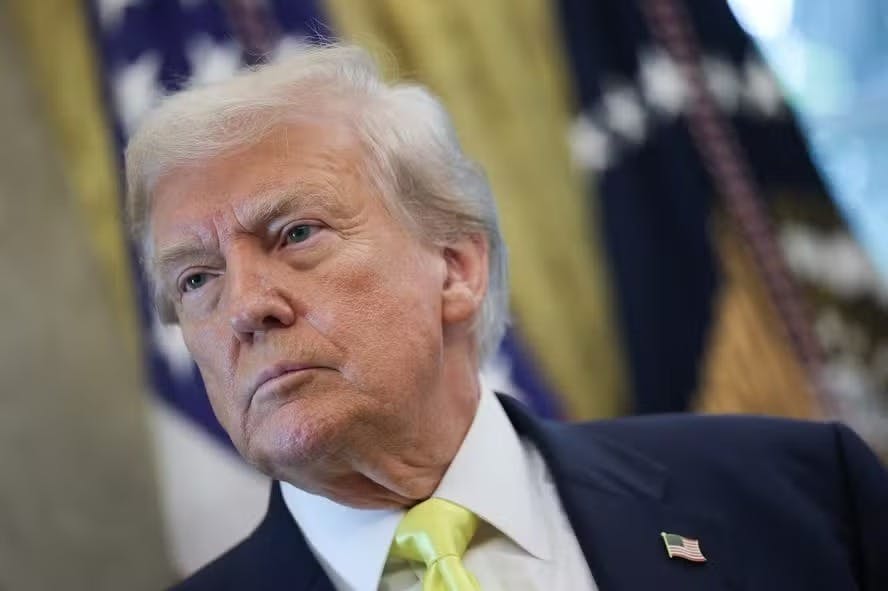 Trump propõe à Otan pacote de 'sanções severas' à Rússia Trump propõe à Otan pacote de 'sanções severas' à Rússia