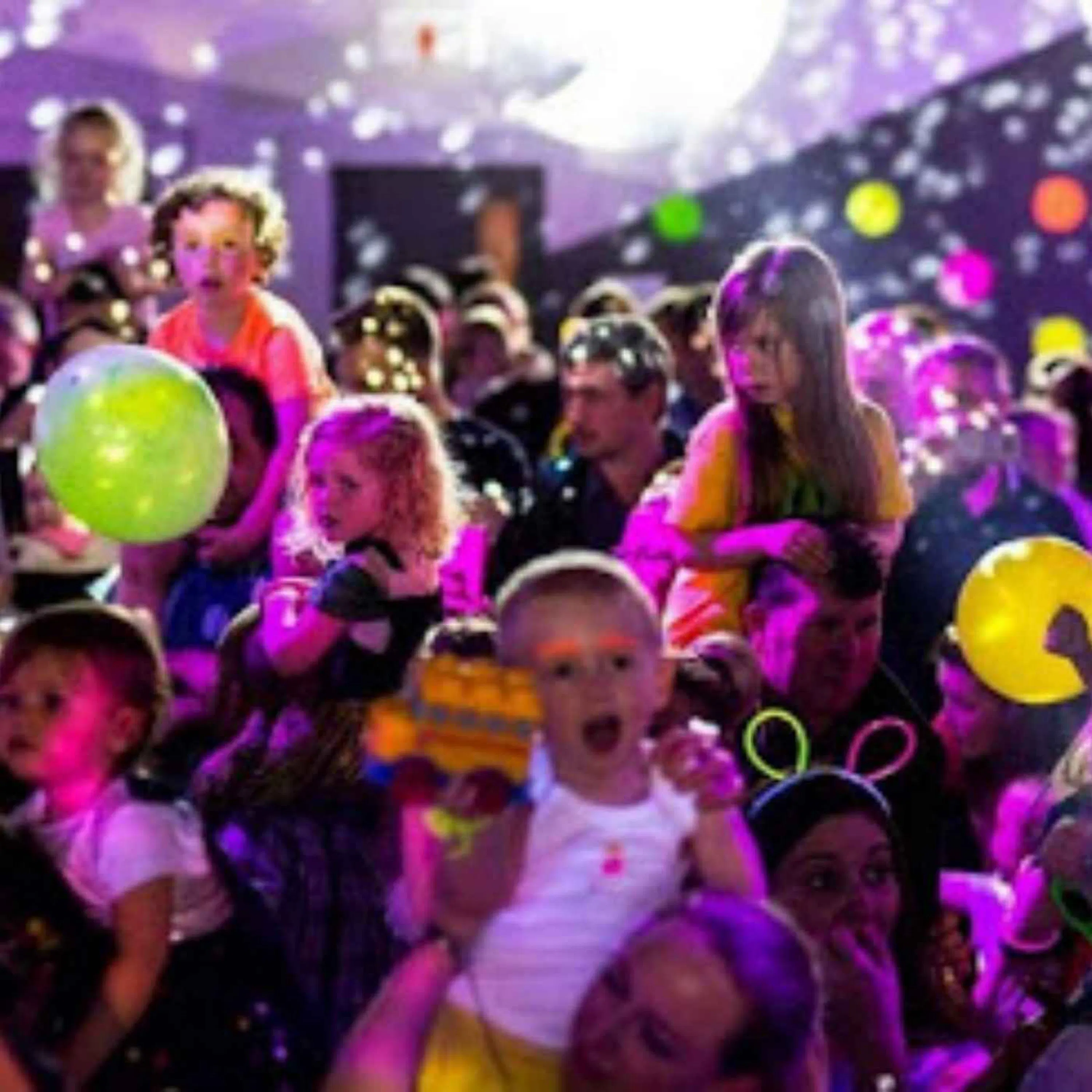 Qu’est-ce qu’une family rave ?