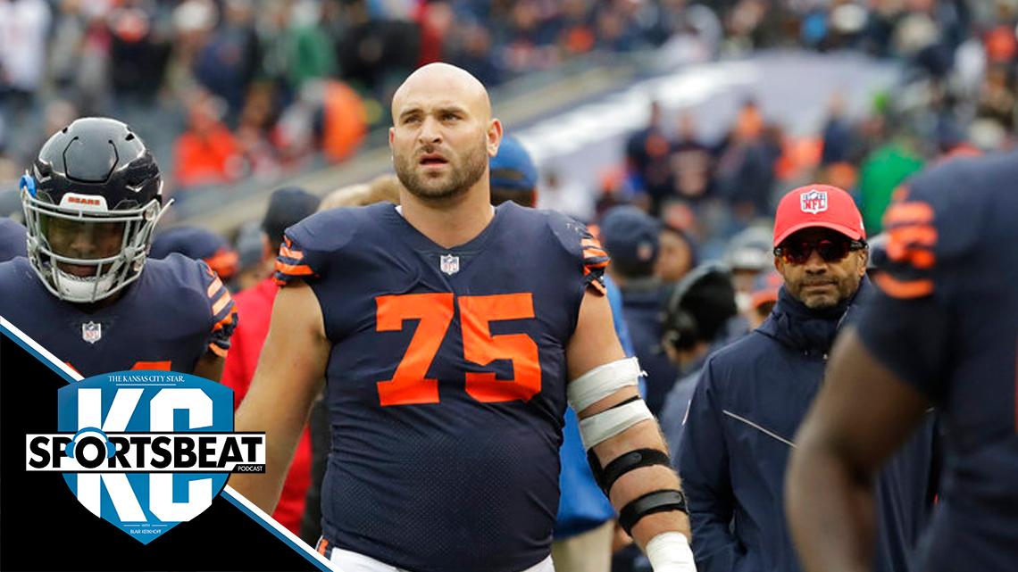 Willing to play anywhere, new Chiefs linemen Thuney and Long say