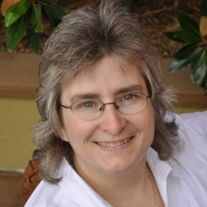 Guest: Tara Alemany, author, speaker, and founder of Aleweb Social Marketing and Emerald Lake Books episode artwork