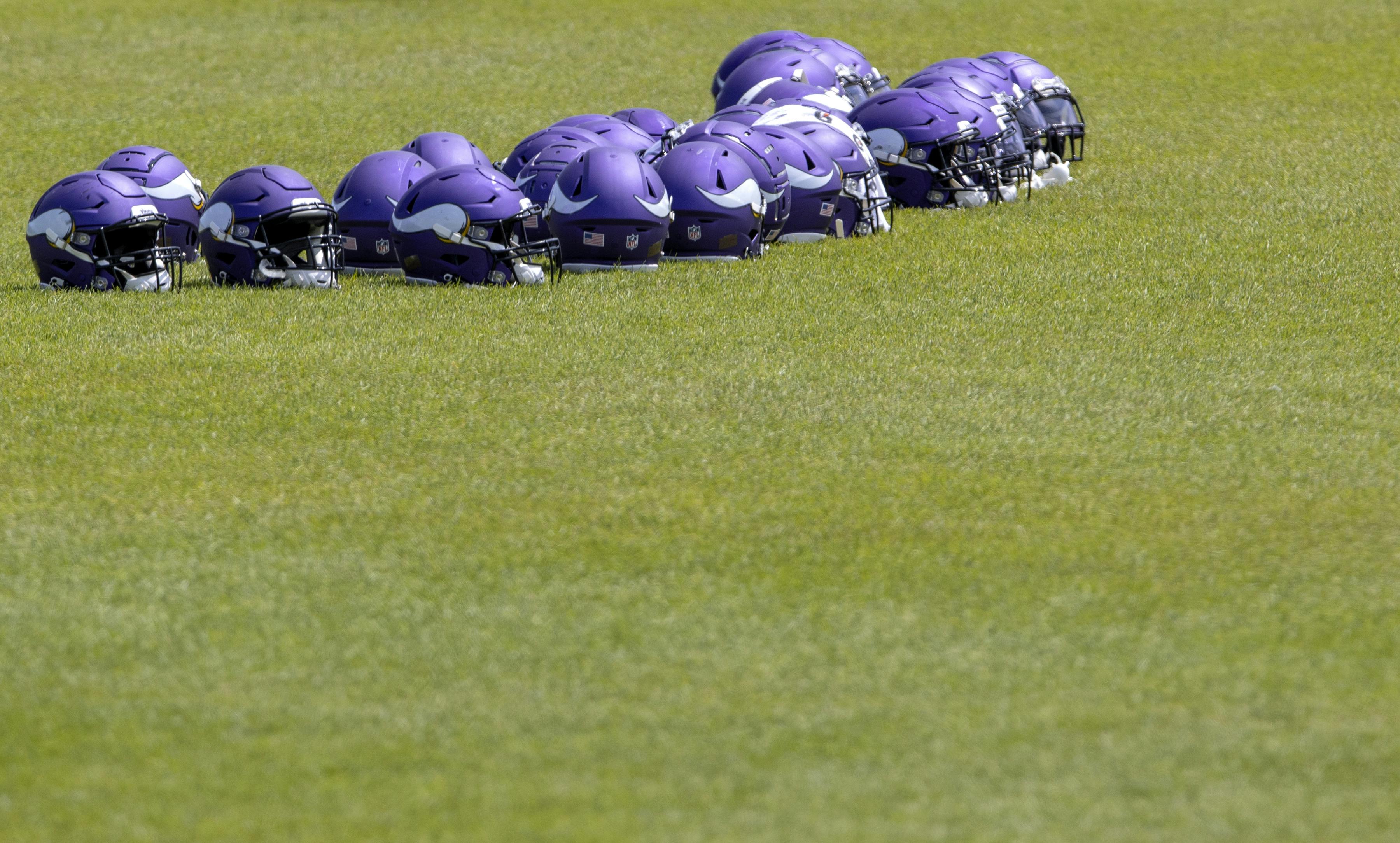 Vikings enter training camp with plenty of intrigue