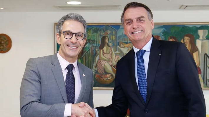 Zema critica prisão de Bolsonaro e chama decisão de ‘arbitrária e vergonhosa’ Zema critica prisão de Bolsonaro e chama decisão de ‘arbitrária e vergonhosa’