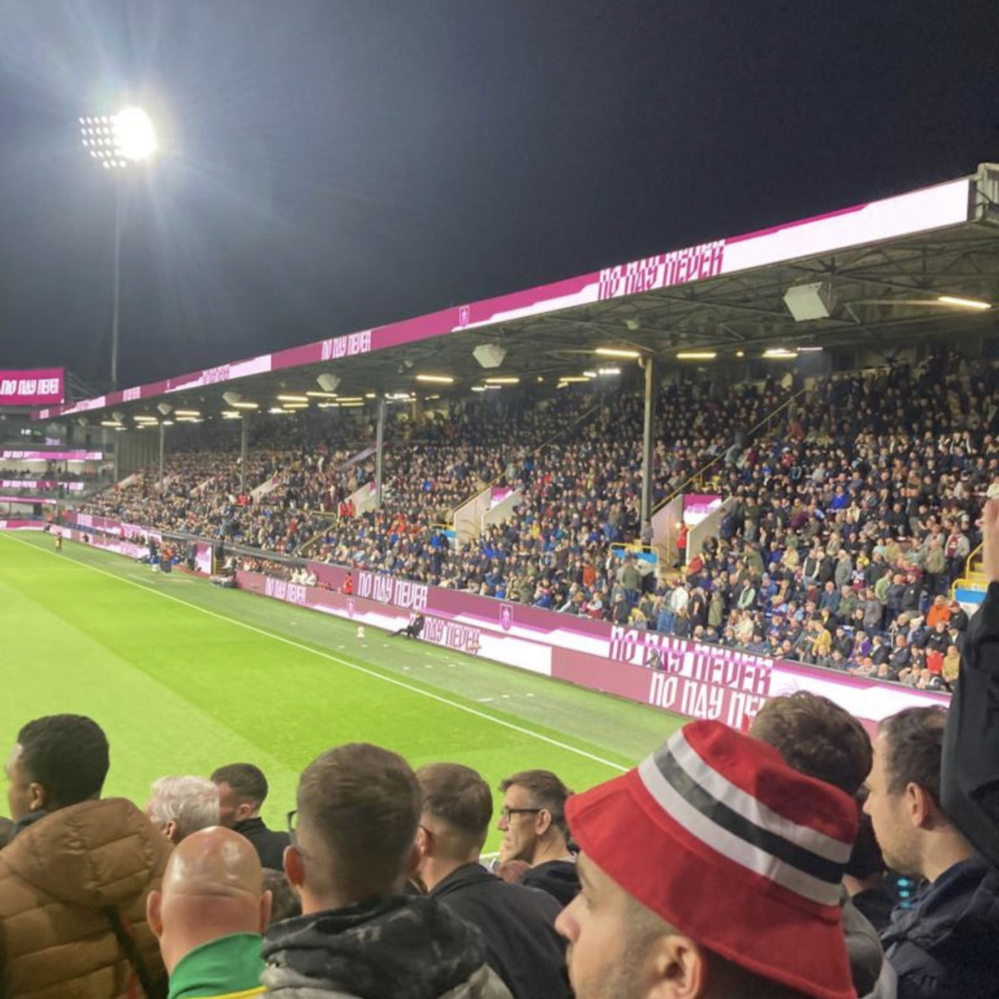 United We Stand podcast 611. Burnley away.