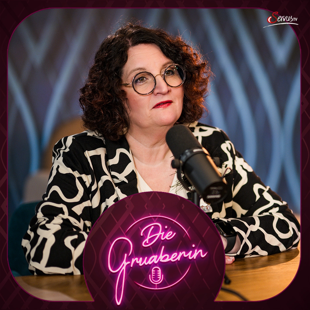 Mit Monika Gruber und Bestatterin Iris Menzinger