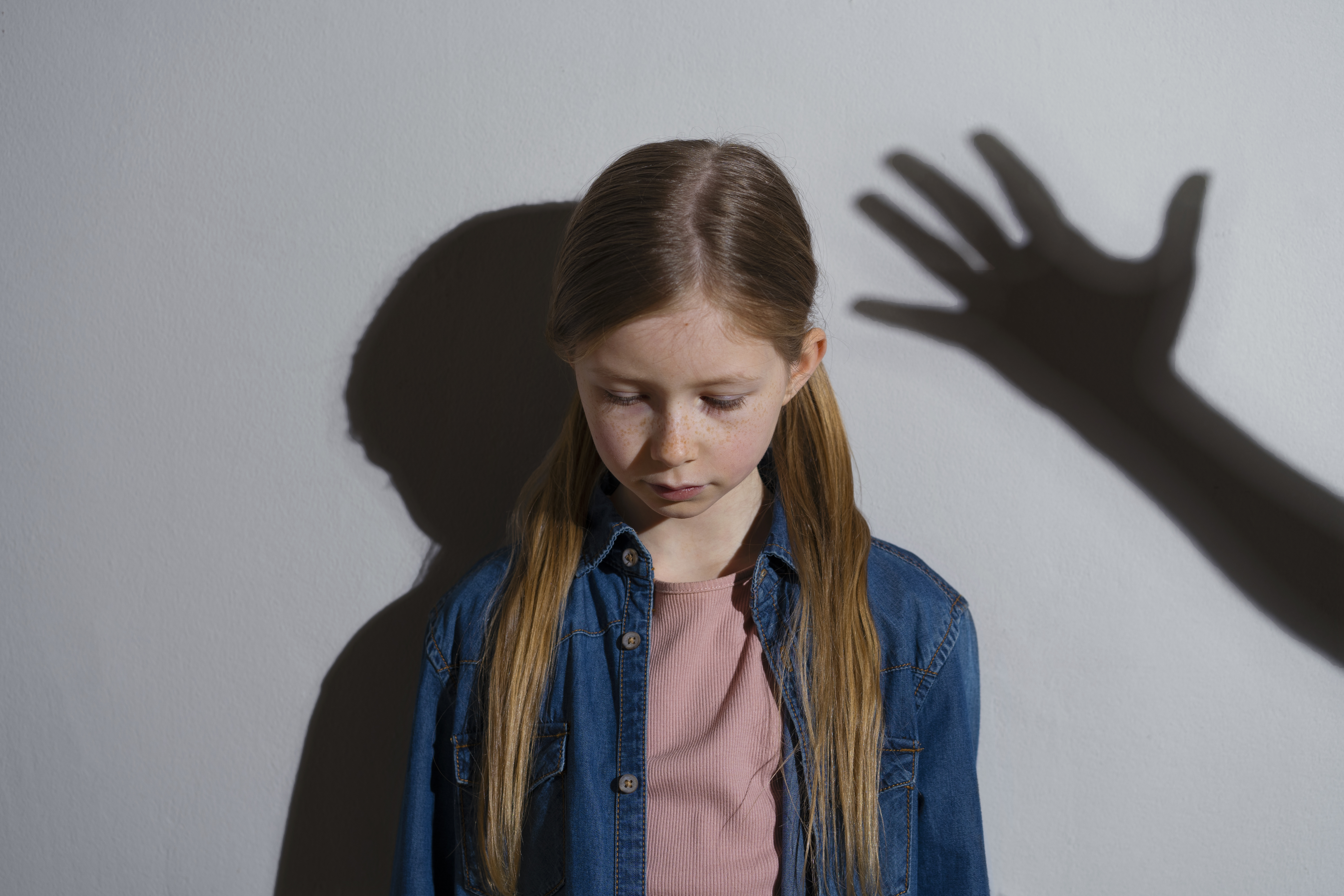 Vinte mil crianças e adolescentes dão à luz no Brasil todo ano: ‘Mecanismos de proteção falharam’, diz especialista episode artwork