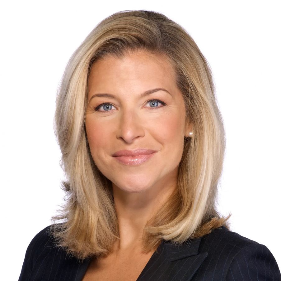 Carolyn MacKenzie, The Morning Show