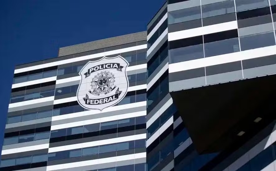Operação mira esquema bilionário de fraude com créditos tributários falsos