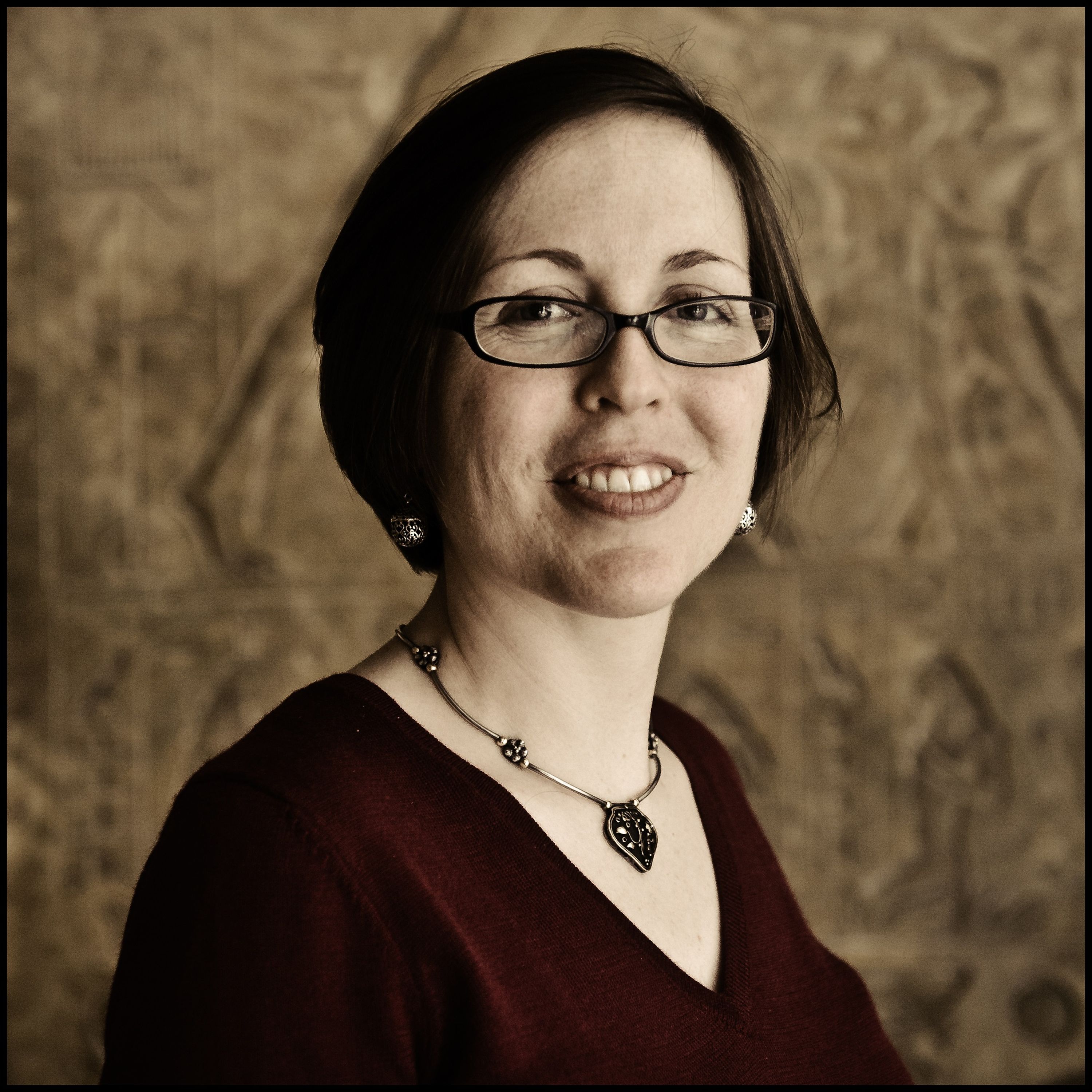 Interview: Alcohol and Economics (with Prof. Leslie Anne Warden)