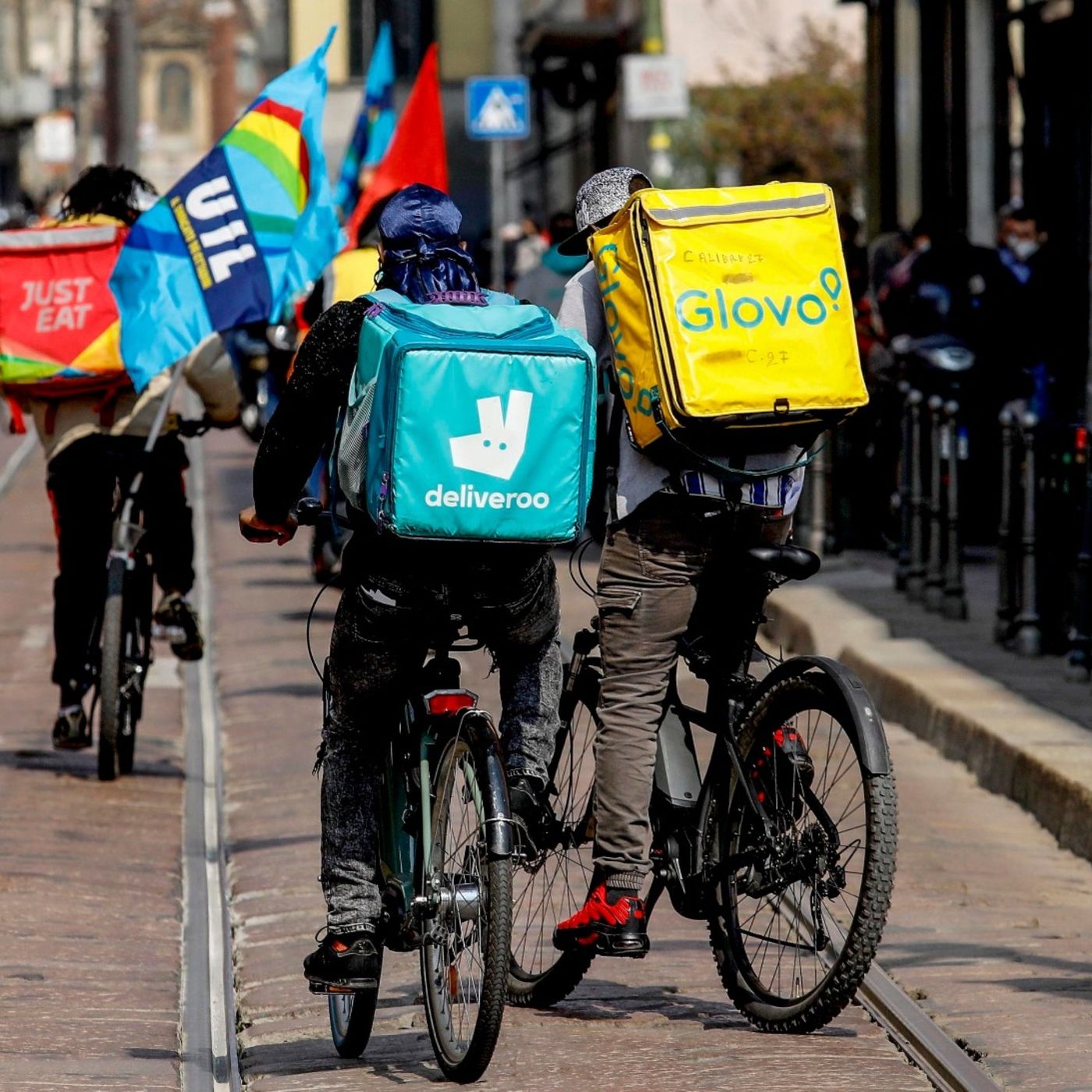 Dal milione di posti persi a riders e Jobs act: parliamo di lavoro