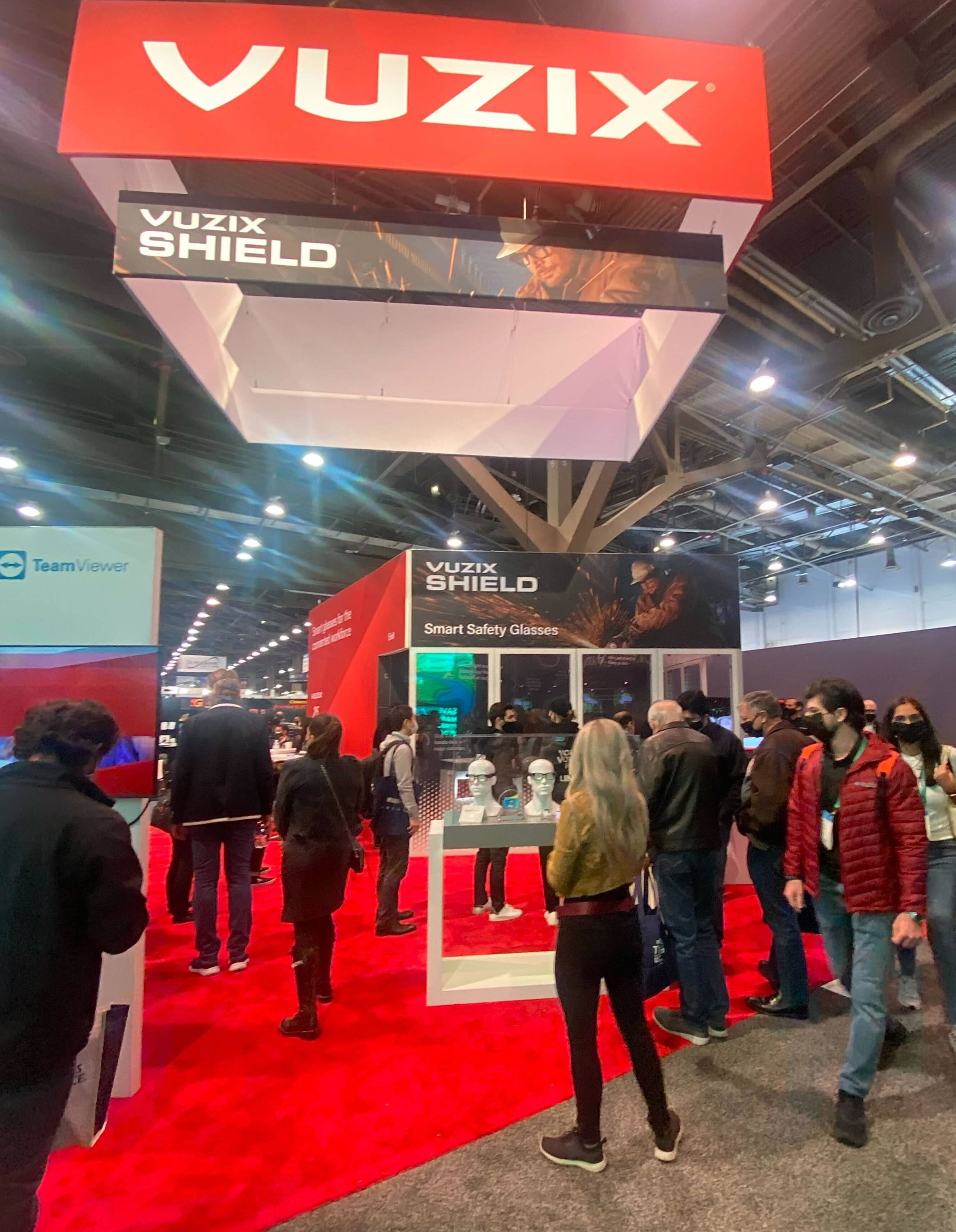 Vuzix Smart Glasses Wins Two CES Innovation Awards at CES 2022