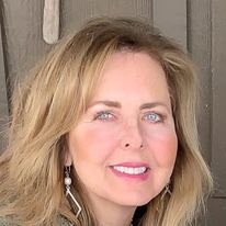 Amazing Women Podcast