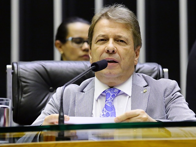 Deputado Bibo Nunes é condenado a pagar R$ 100 mil por danos coletivos a universitários do RS