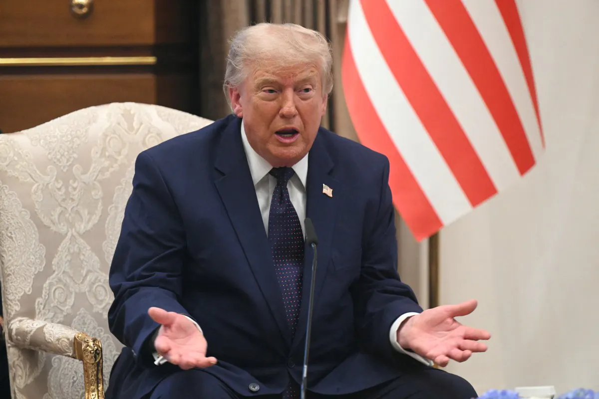 Trump diz que não acredita que China e Rússia estejam participando do conflito com o Irã