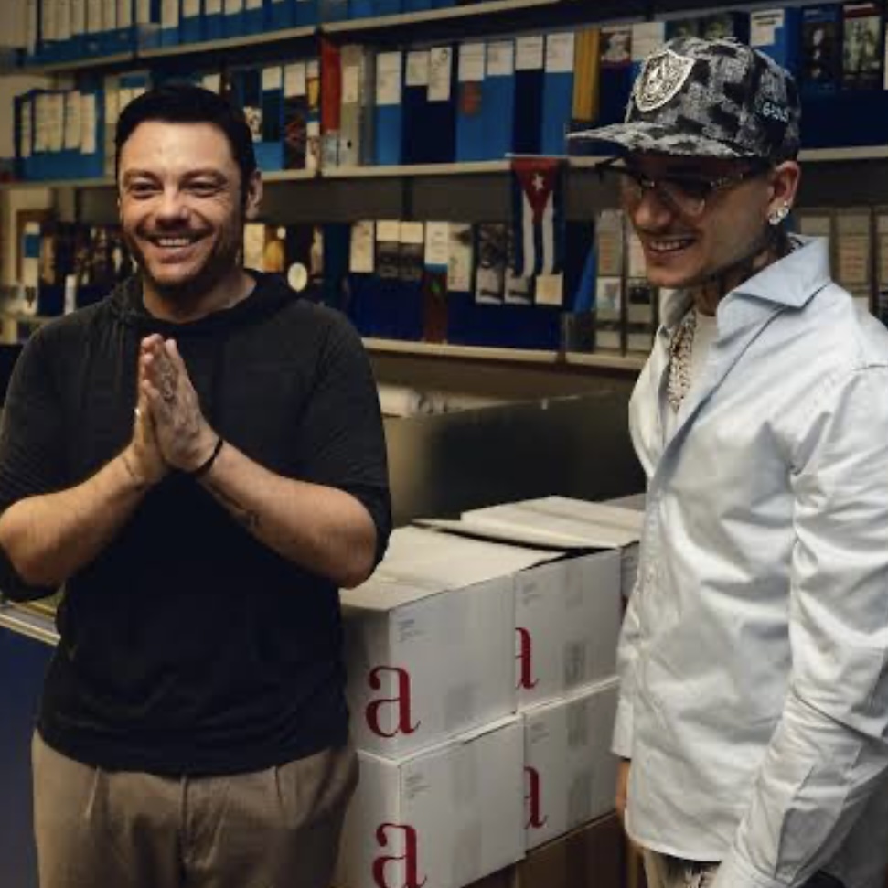 FELICI A METÀ - TIZIANO FERRO, SHIVA episode artwork