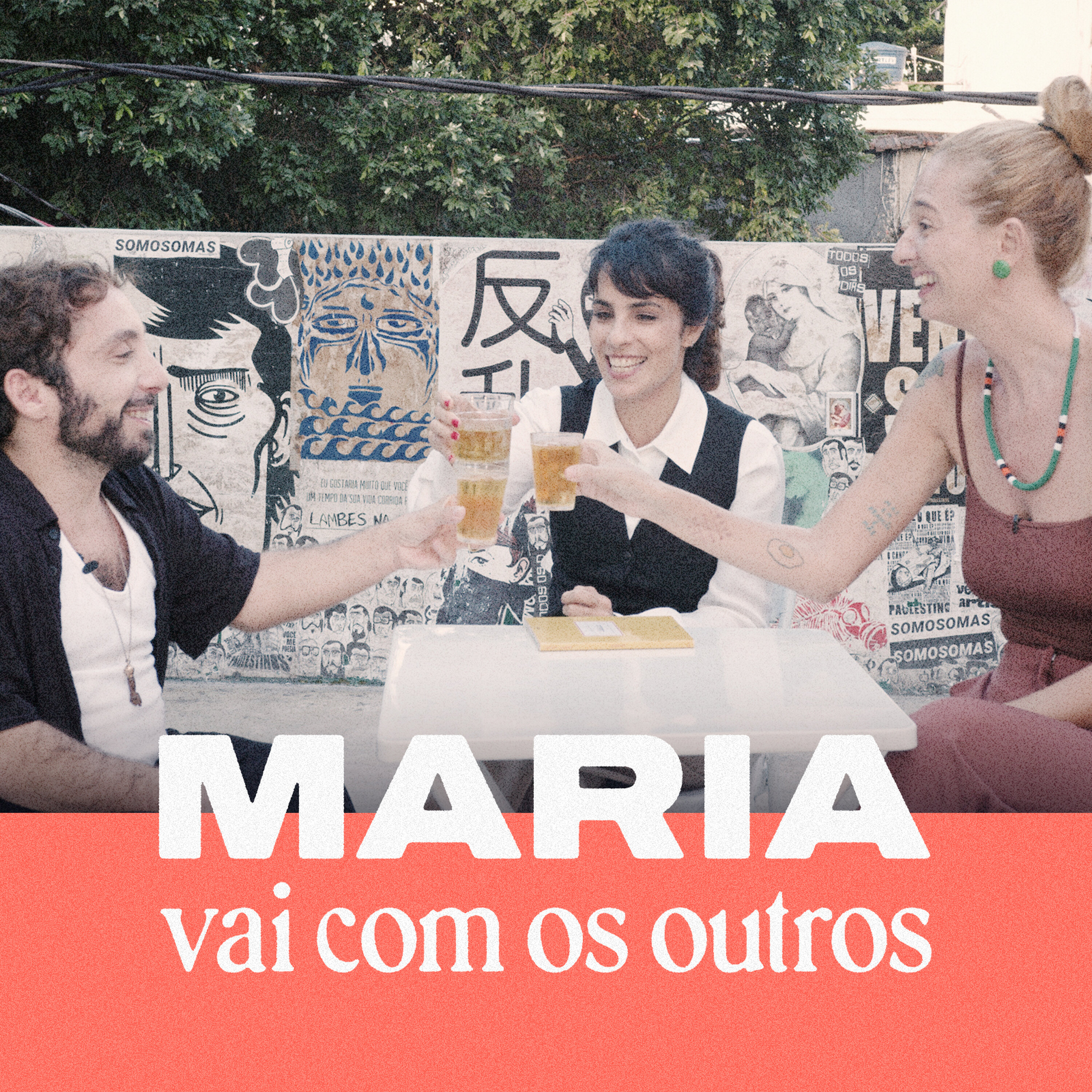 Letrux e Pedro França no "Maria vai com Os Outros"