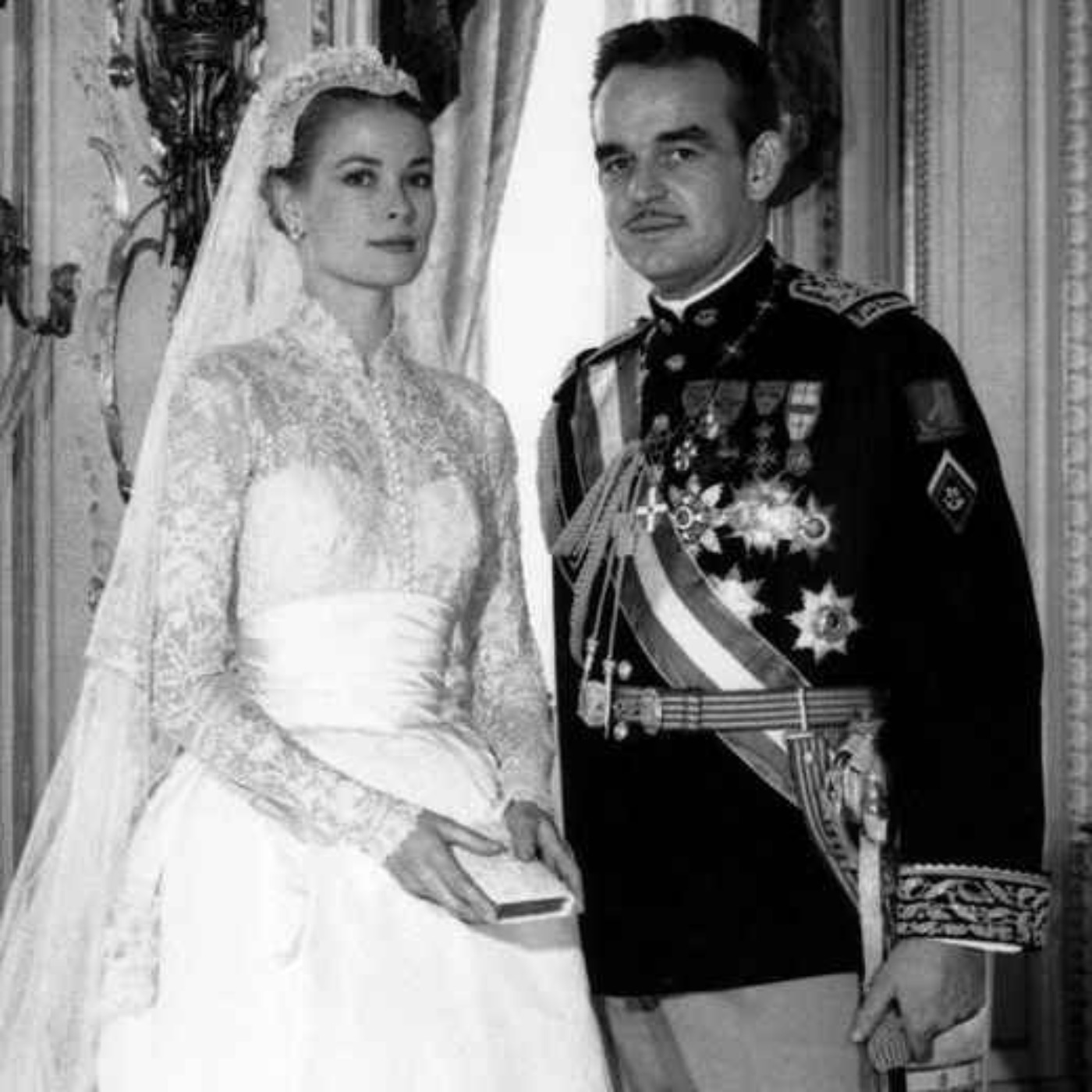 Becoming Princess Grace