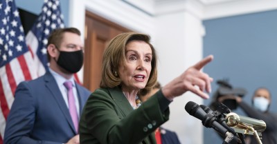 Pelosi Urges ‘Moral Courage’ in Farewell to Congress