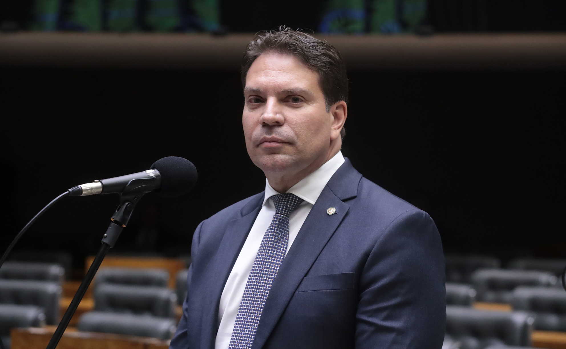 Embaixada dos EUA diz que funcionário brasileiro foi expulso do país por tentativa de manipular sistema migratóri episode artwork