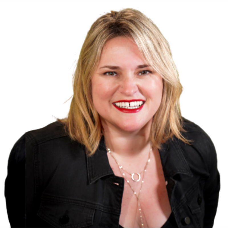 230: Bungee Jumping in Macao, Building Female-Centric Travel Brands, and Empowering Women to See the World with Kelly Lewis