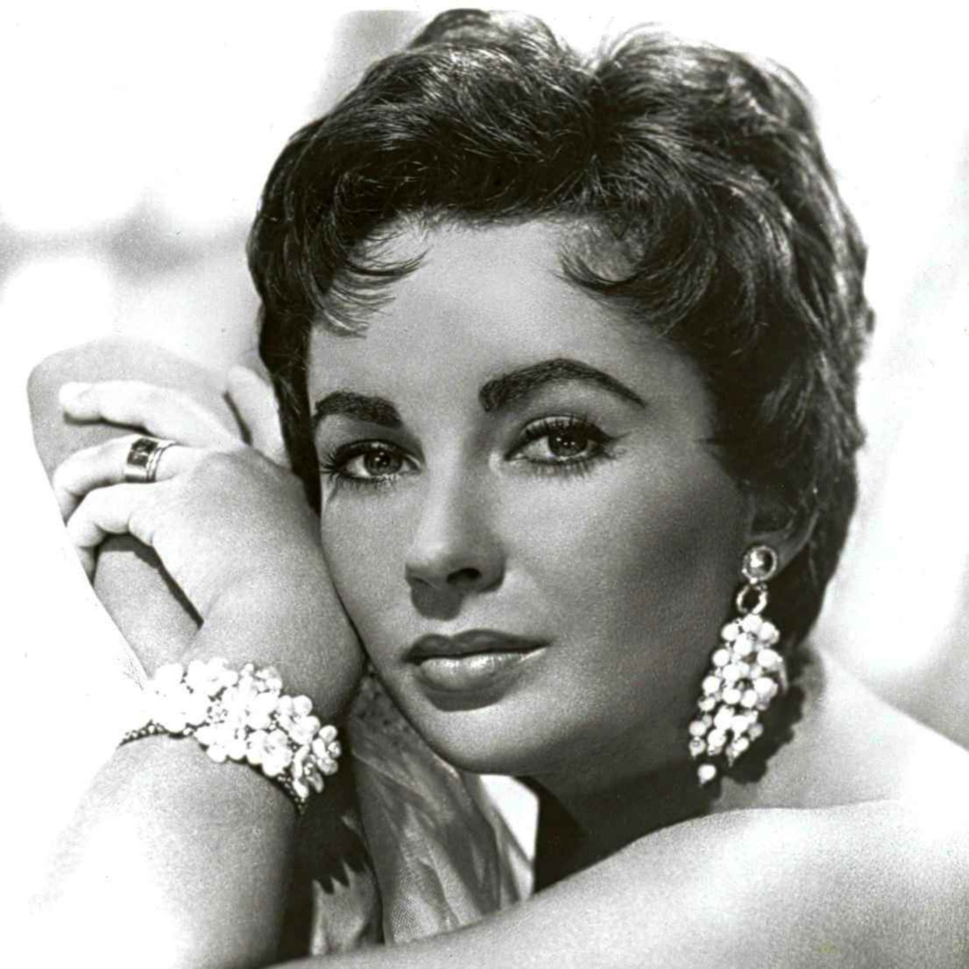 Bottling Elizabeth Taylor