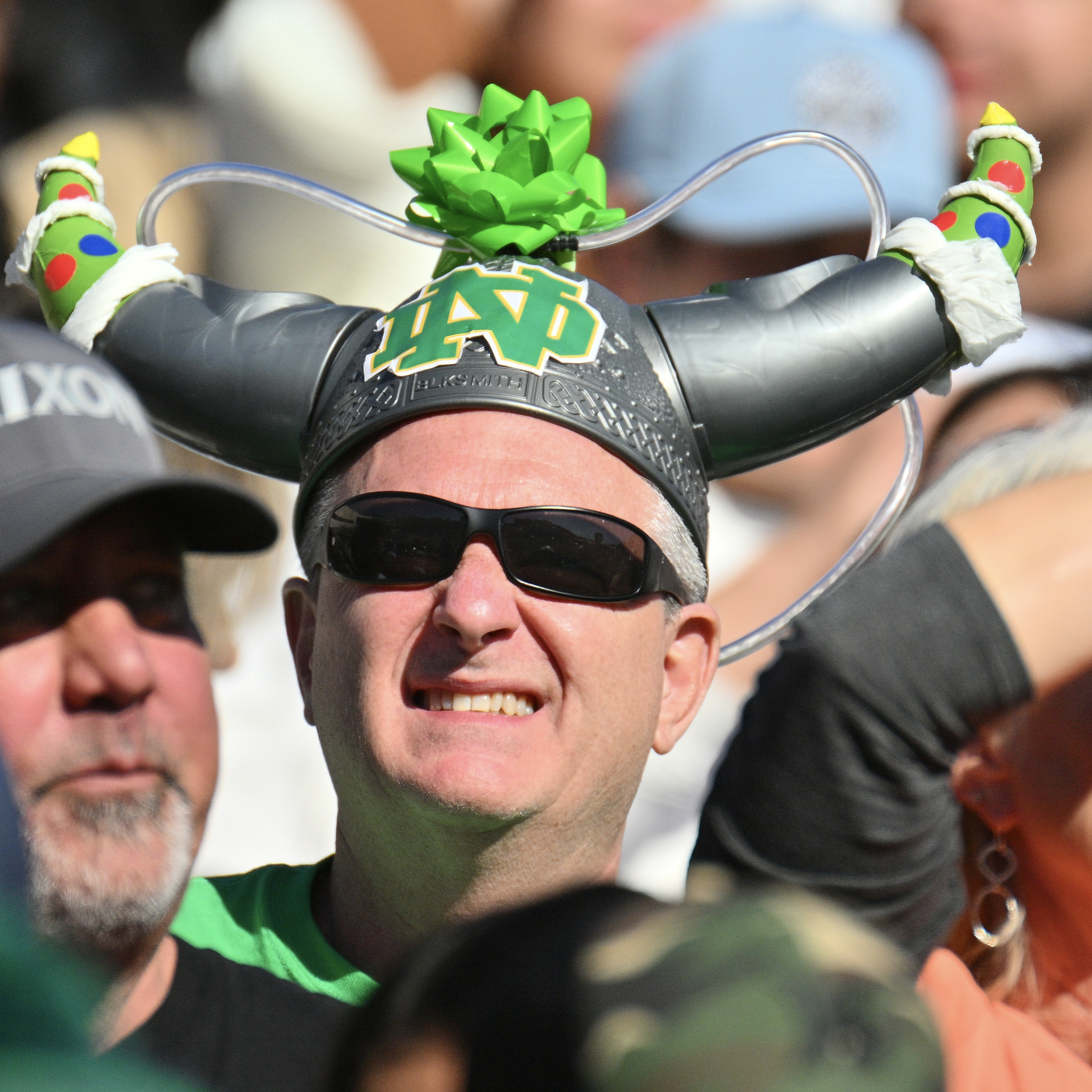 Fantastic sun vibes for Notre Dame Football episode artwork