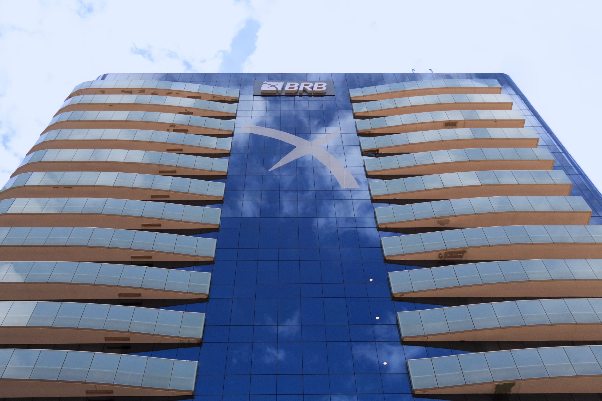 Ex-presidente do BRB nega que compra do Master pretendia salvar o banco de Vorcaro