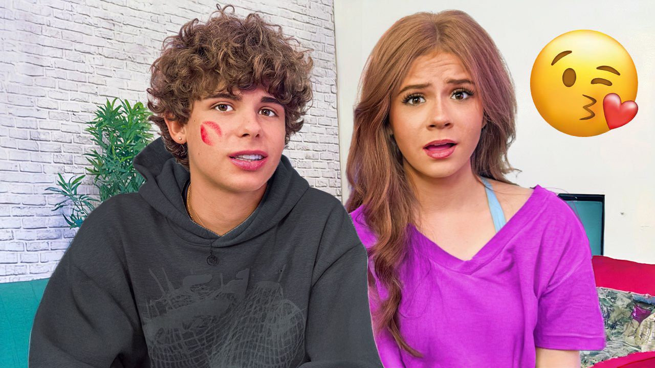 Have Harper And Benny Kissed!