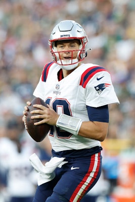 FDsportsbook & @drink_AG1 Bedard Patriots Podcast: Gut-check trench game  vs. Jets