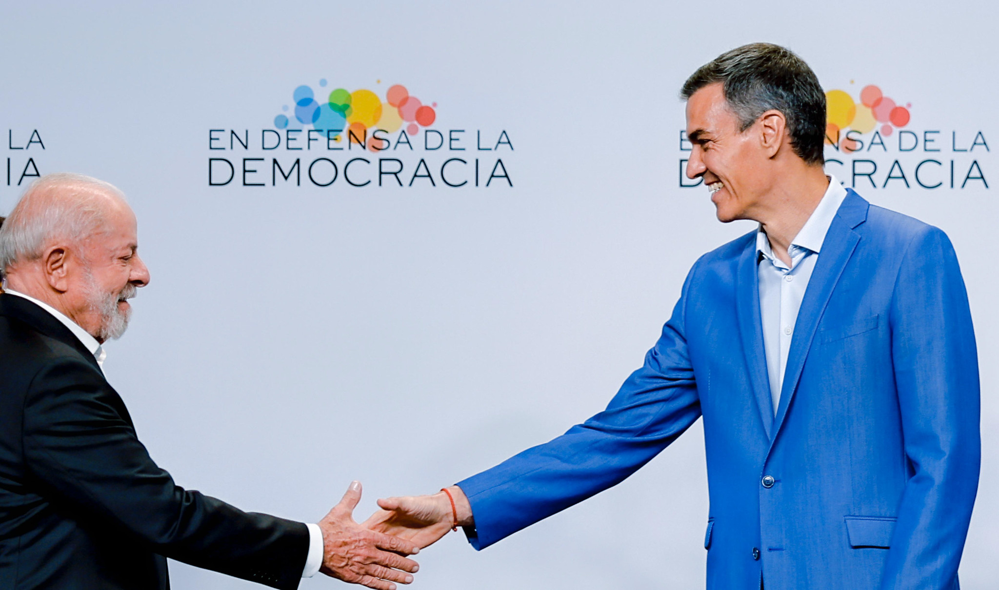 Lula participa na Espanha neste sábado (18) do Fórum em Defesa da Democracia