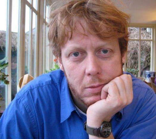 Episode 569 Featuring Declan Mulhall - Physicist, Professor, Grower of Lilies episode artwork