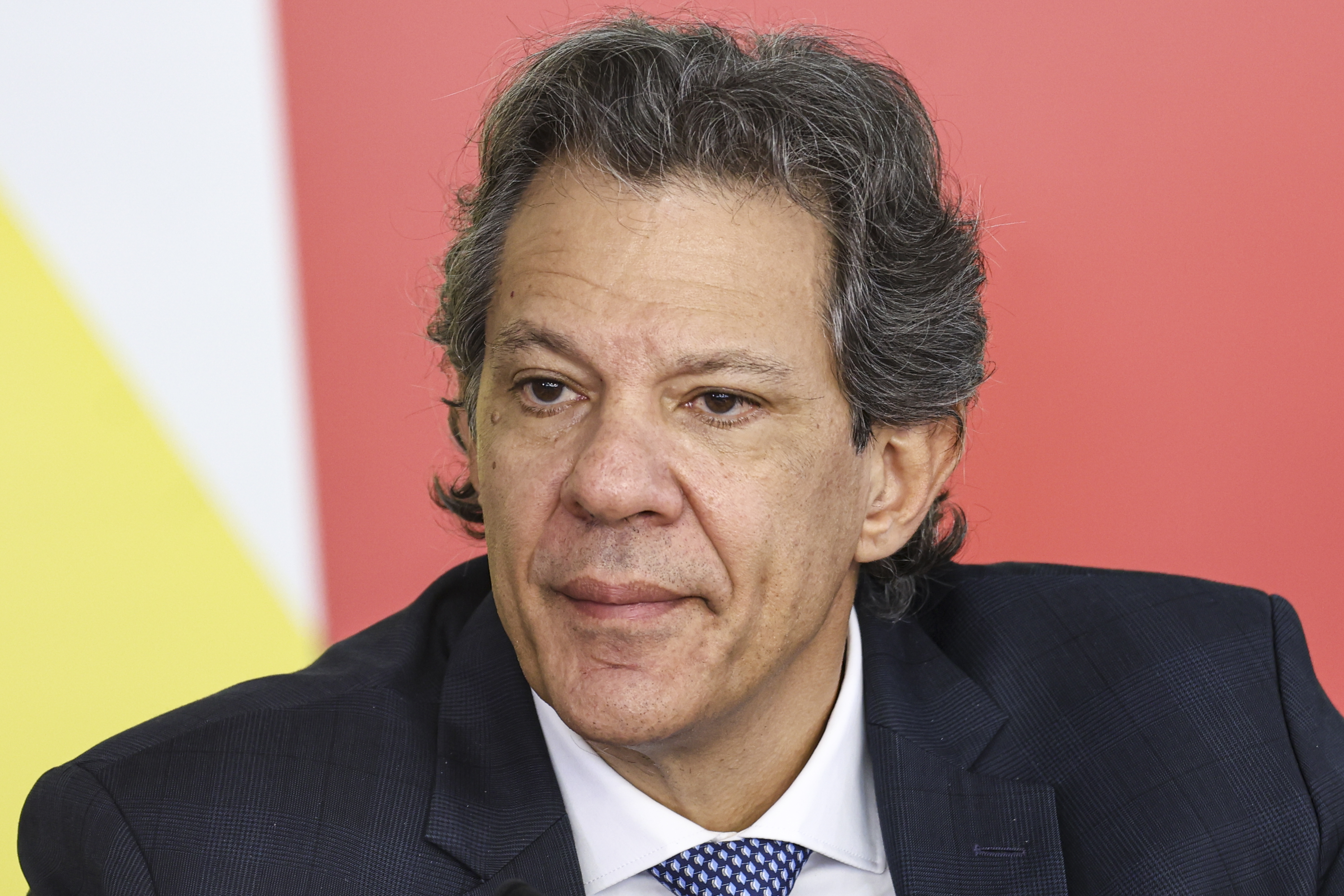 Haddad cumpre últimas agendas na Fazenda e deve anunciar candidatura ao governo de SP nesta quinta (19)