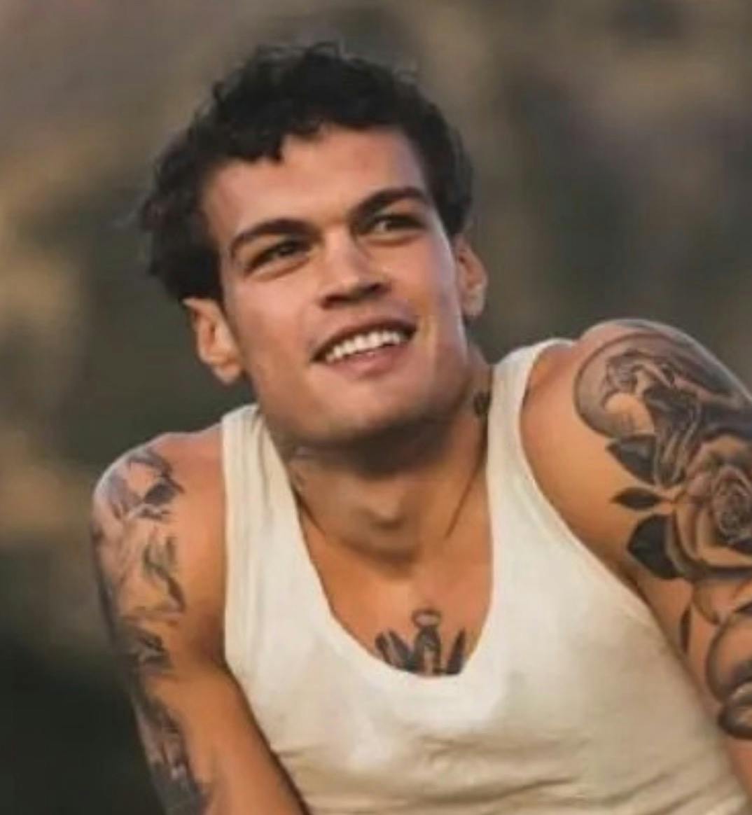 Anche a vent’anni si muore - BLANCO Anche a vent’anni si muore - BLANCO