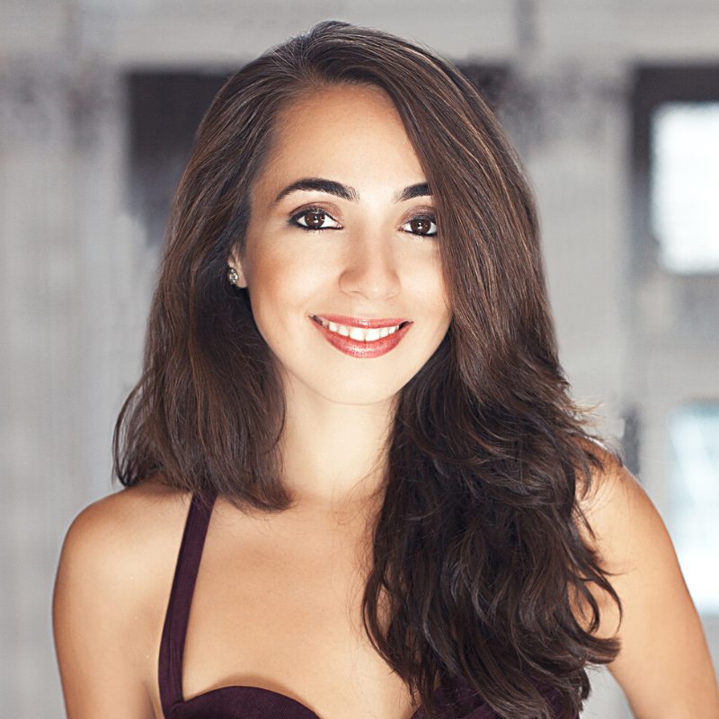 221: Moonlighting as a Jazz Singer in Puerto Rico, Attending Fidel Castro's Funeral in Cuba, and Becoming a Fully-Nomadic Political Consultant with Flora Mendoza