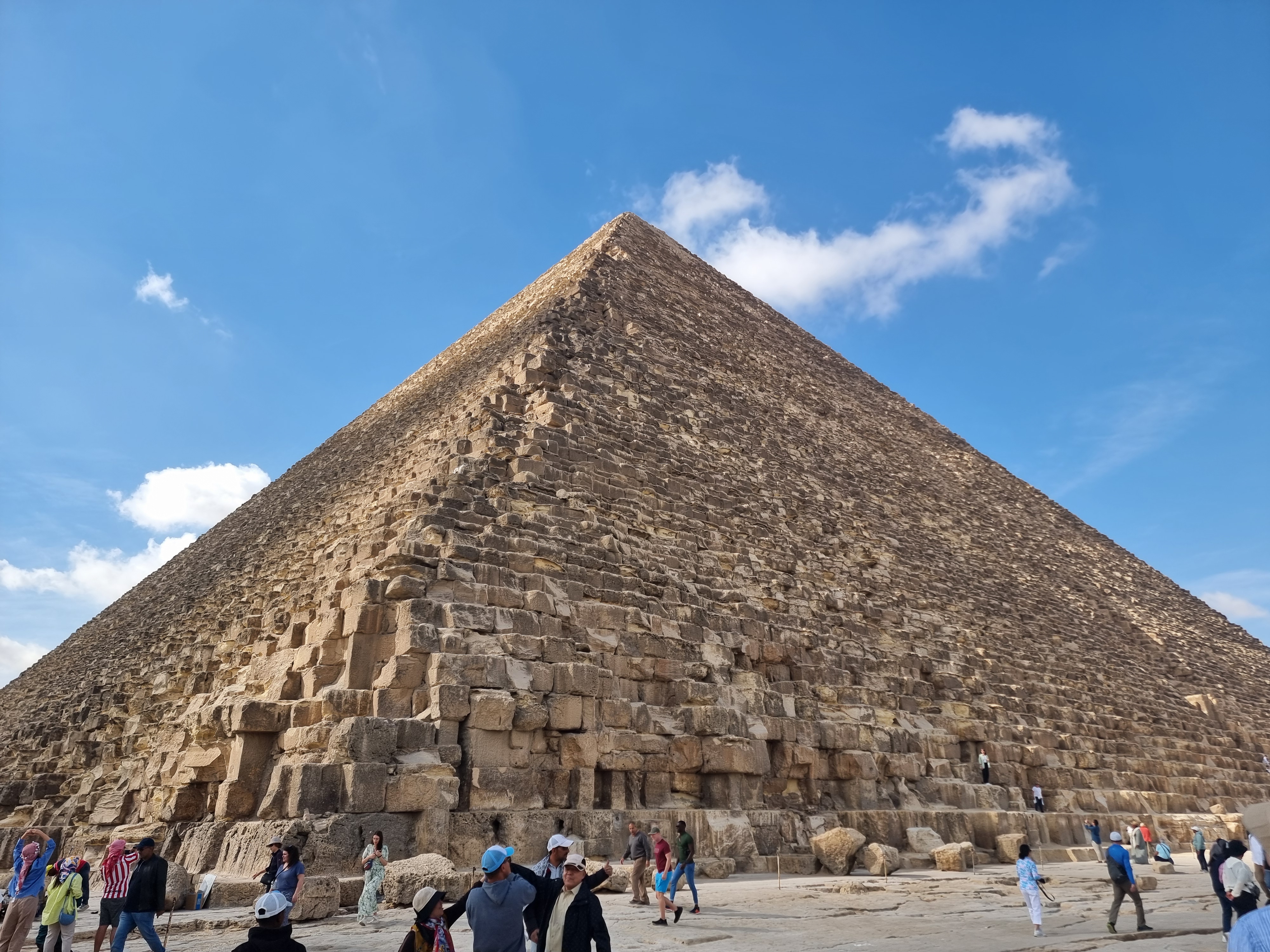 Come visit the Great Pyramid! Tour to Egypt 2027 January Announcement