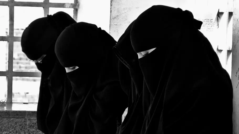 ¿Es el feminismo y los derechos humanos una coartada geoestratégica?