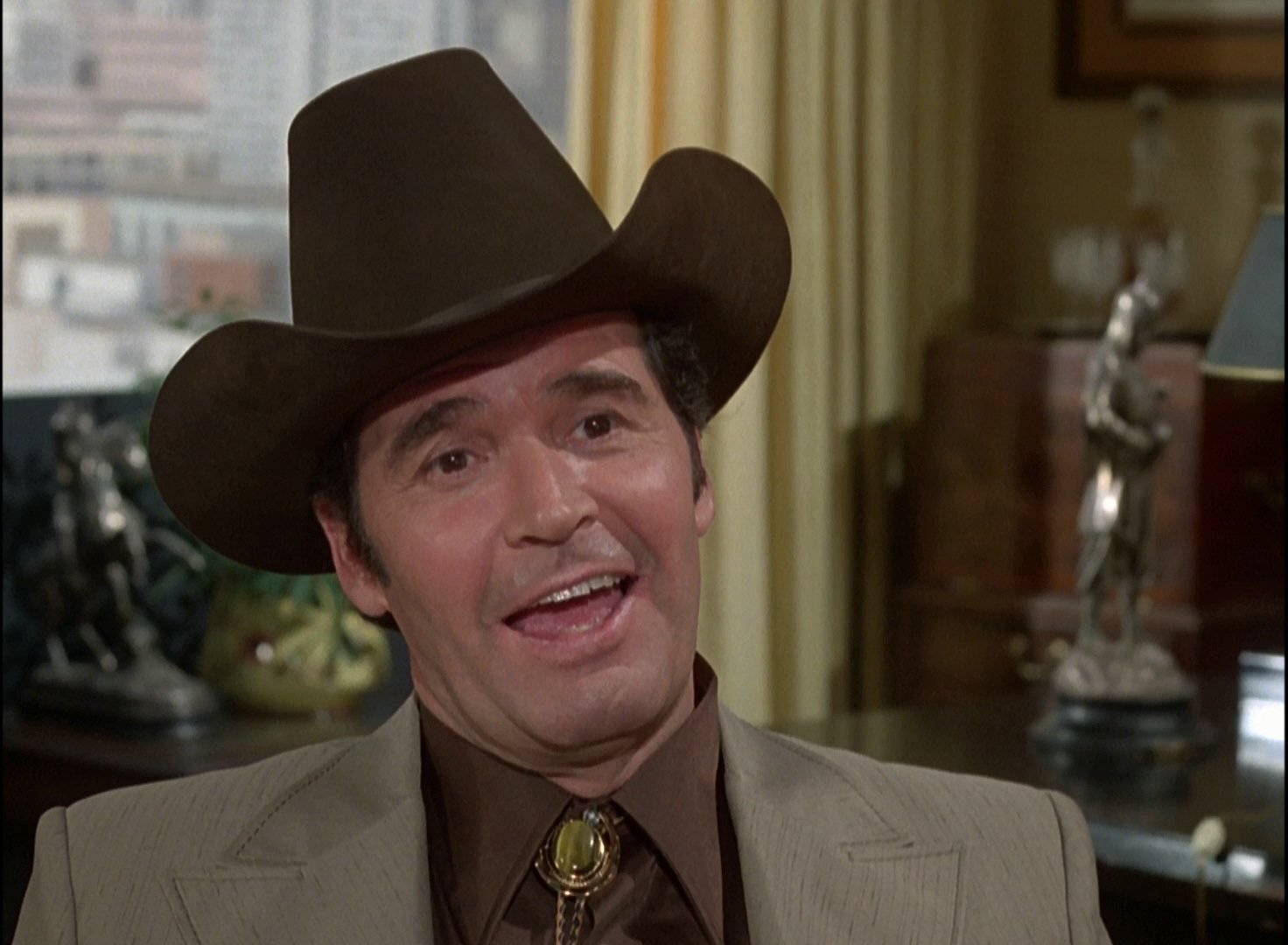 TV Confidential with Ed Robertson