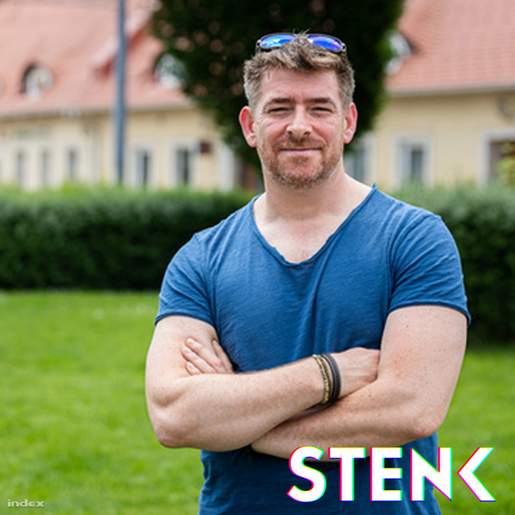 Teknősbékával ütötték ki a nézőt a Bëlga koncertjén